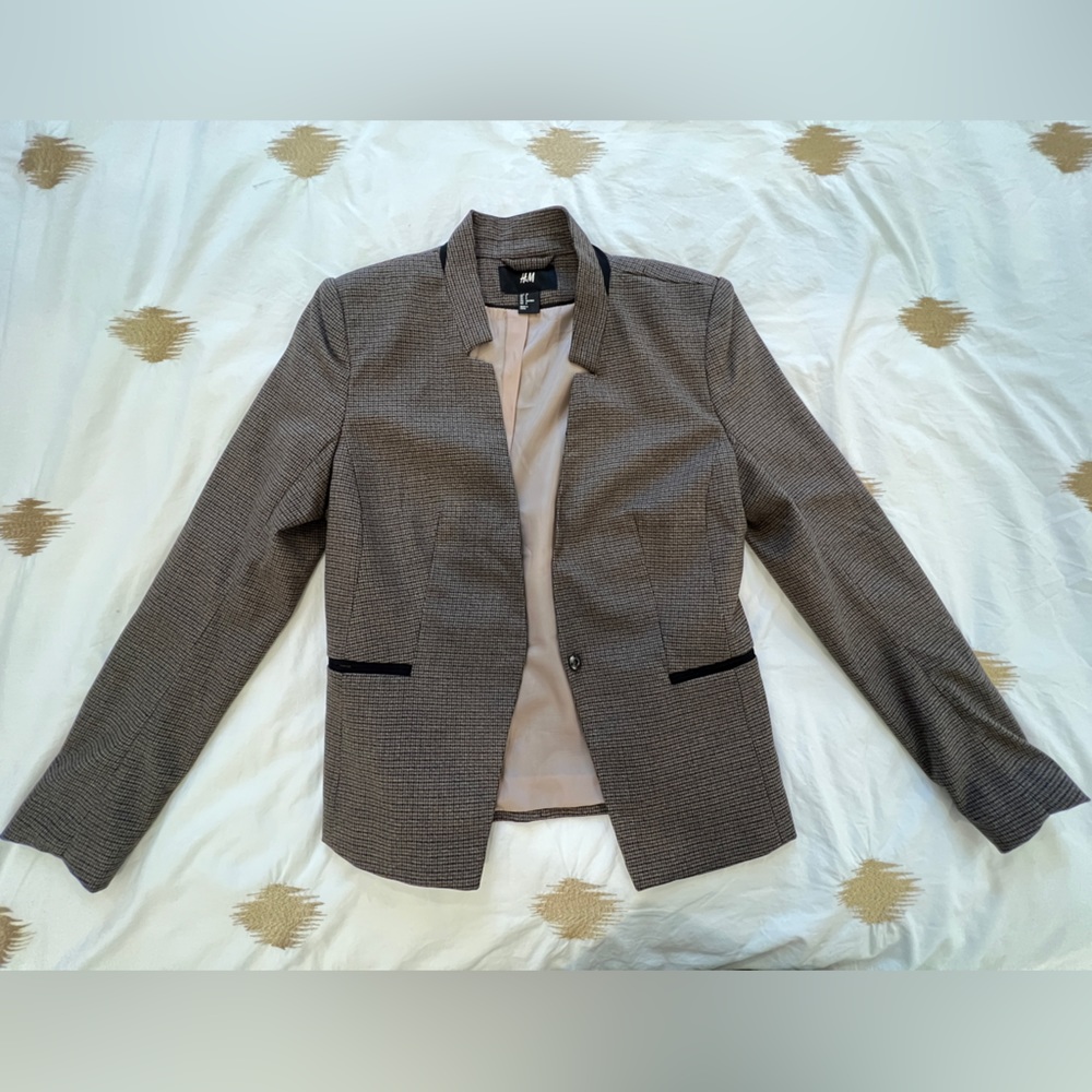 H&M size 8 blazer